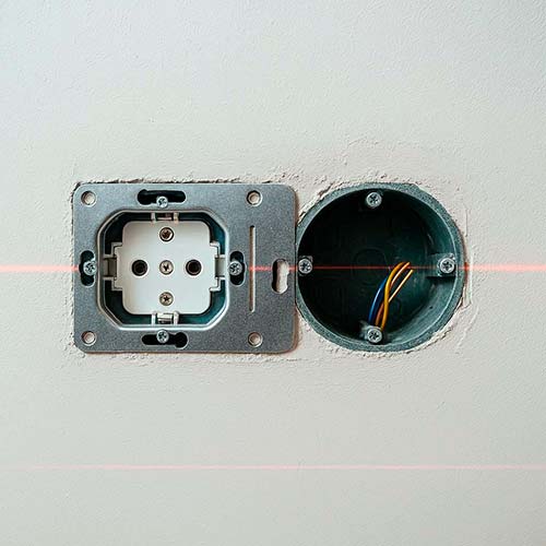 Установка подрозетников