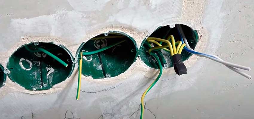 Электромонтажные работы в новостройке: монтаж подрозетников